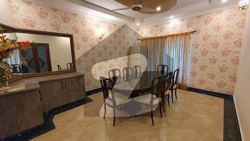 ڈی ایچ اے فیز 3 ڈیفنس (ڈی ایچ اے),لاہور میں 6 کمروں کا 2 کنال مکان 13.5 کروڑ میں برائے فروخت۔