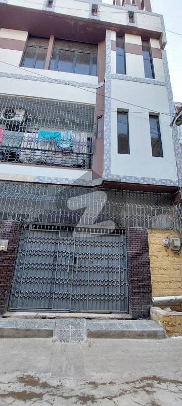 گلشنِ اقبال - بلاک 13 ڈی - 1 گلشنِ اقبال,گلشنِ اقبال ٹاؤن,کراچی میں 7 کمروں کا 4 مرلہ مکان 3.3 کروڑ میں برائے فروخت۔