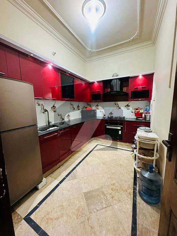 نشیمن کالونی ملتان میں 3 کمروں کا 6 مرلہ مکان 1.4 کروڑ میں برائے فروخت۔