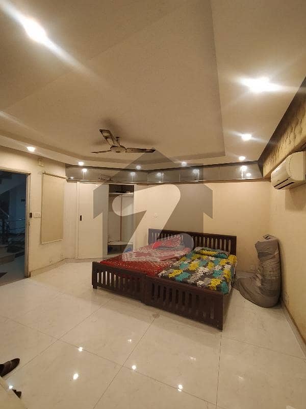 A 300 Square Feet Flat Is Up For Grabs In Gulberg