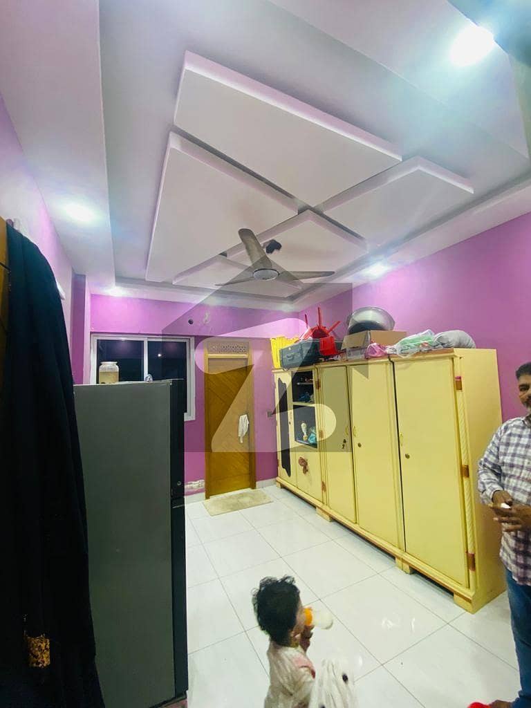 نشتر روڈ (لارنس روڈ) کراچی میں 2 کمروں کا 5 مرلہ مکان 1.9 کروڑ میں برائے فروخت۔