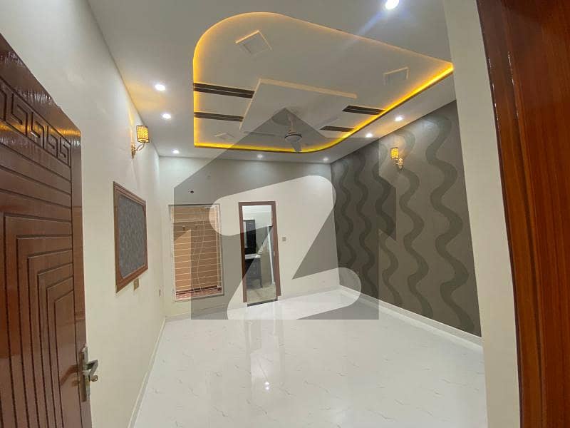 8 MARLA LUXURY BRAND NEW VICTORION HOUSE FOR SALE IN D BLOCK MILITARY ACOUNTS HOUSING SOCIETY COLLAGE ROAD LAHORE