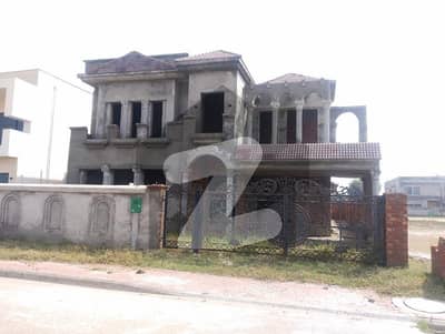 1 Kanal Gray Structure For Sale In Beautiful Location Of Bahria Town Lahore