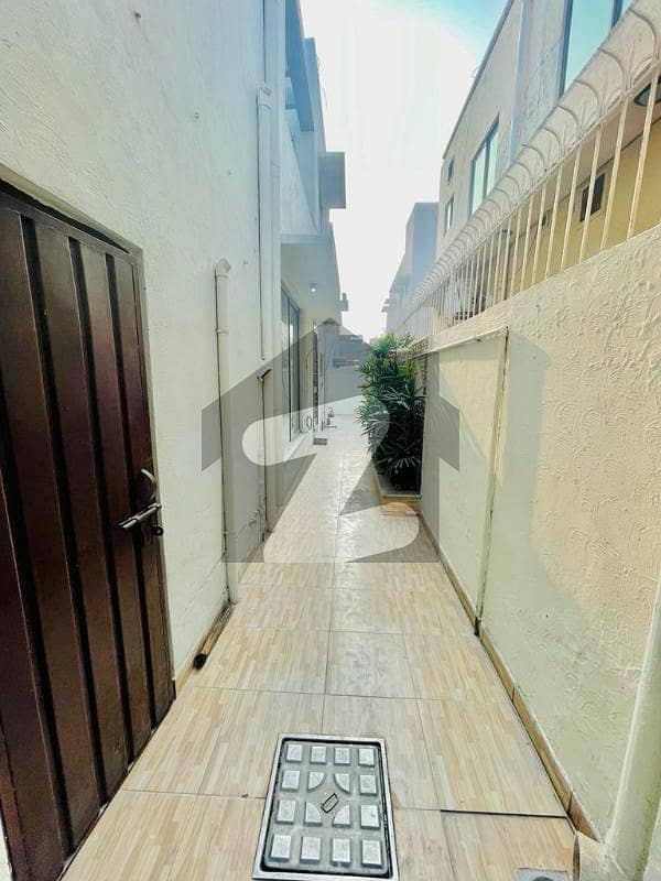 Dha Phase 6 10 Marla House Available For Rent