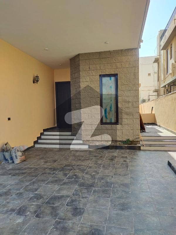 500 Sq Yds Bungalow On Rent In DHA Phase-VIII