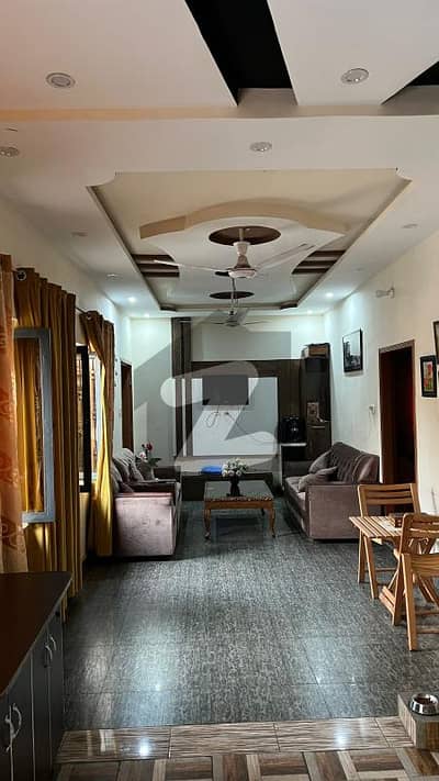 عامر ٹاؤن ہربنس پورہ,لاہور میں 4 کمروں کا 12 مرلہ بالائی پورشن 45.0 ہزار میں کرایہ پر دستیاب ہے۔