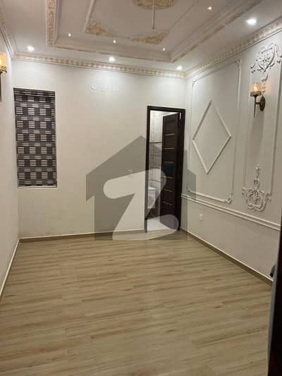 A 2250 Square Feet House Is Up For Grabs In Gulberg 3