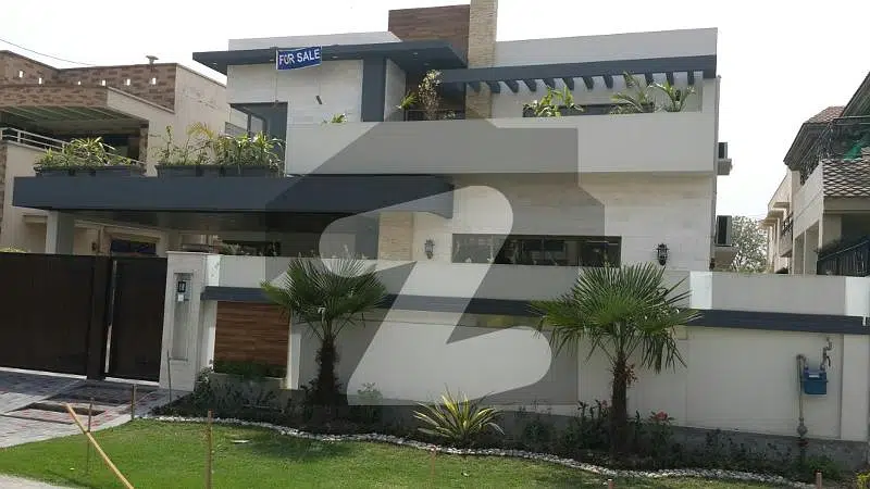 1 Kanal Brand New Luxury And Orignal Solid Construct Modern Bungalow In Phase 2 For Sale