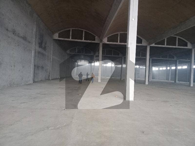 8 Kanal Warehouse Available For Rent.