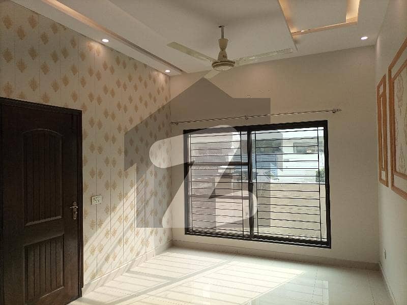 5 MARLA BEAUTIFUL HOUSE FOR RENT IN PARAGON CITY
