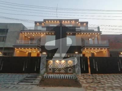 10 Marla Pair House For Sale In Uet College Road Lahore