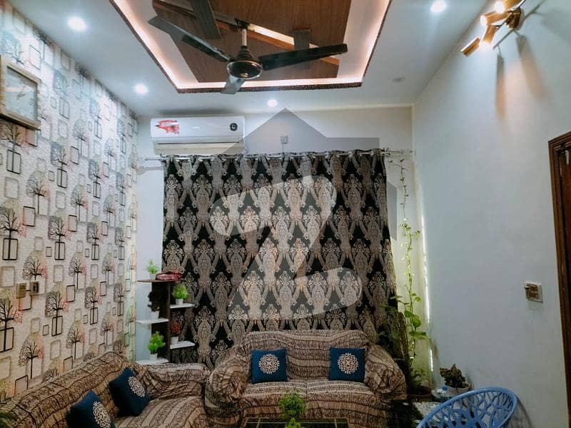 فضائیہ ہاؤسنگ سکیم لاہور میں 4 کمروں کا 7 مرلہ مکان 1.95 کروڑ میں برائے فروخت۔