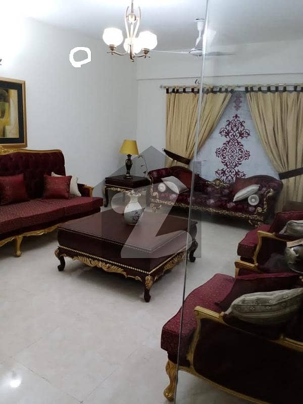 13 MARLA 4 BEDROOMS APARTMENT AVAILABLE FOR RENT