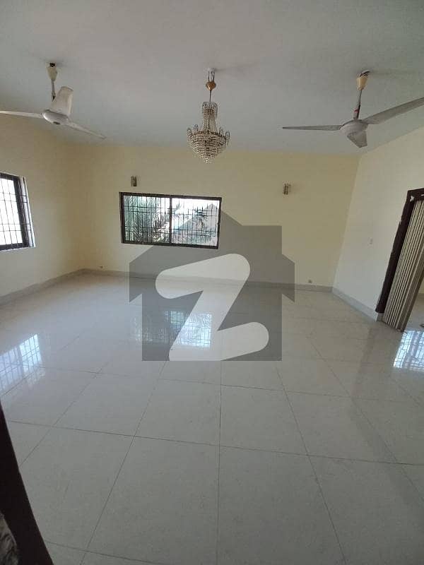 4 Bedrooms Outclass Maintained First Floor Portion for Rent in Phase 1 DHA Karachi