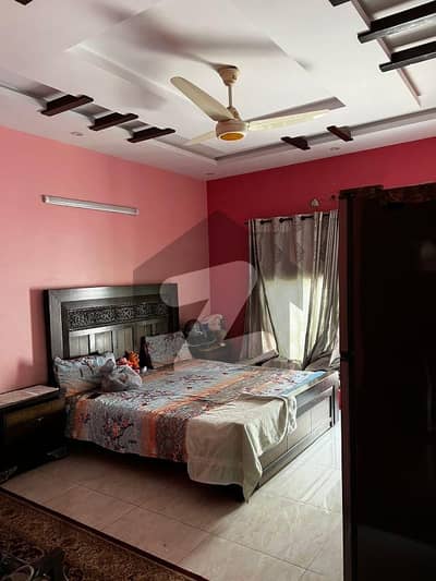 بحریہ ٹاؤن سیکٹر سی بحریہ ٹاؤن,لاہور میں 5 کمروں کا 1 کنال مکان 5.5 کروڑ میں برائے فروخت۔