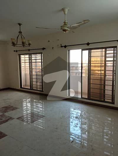 For Rent 3 Bed DD Flat 2nd Floor With Lift G+7Building