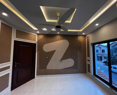 3 Years Installment Base House In Park View City, Lahore