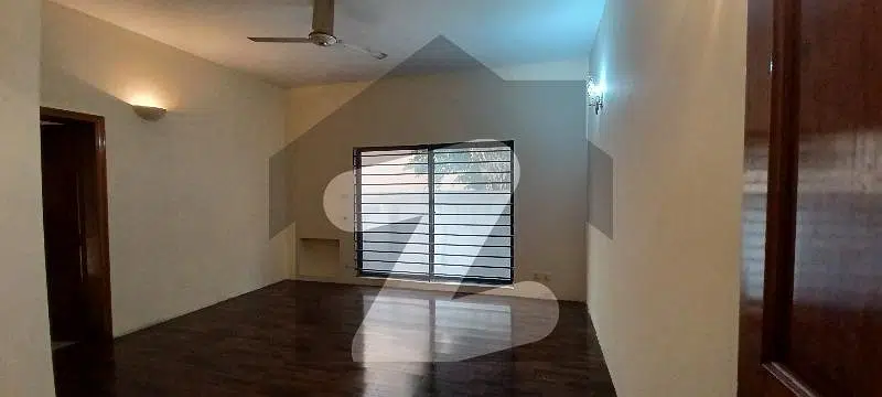 Kanal 3 Beds with Drawing Renovated Upper Portion For Rent In DHA,