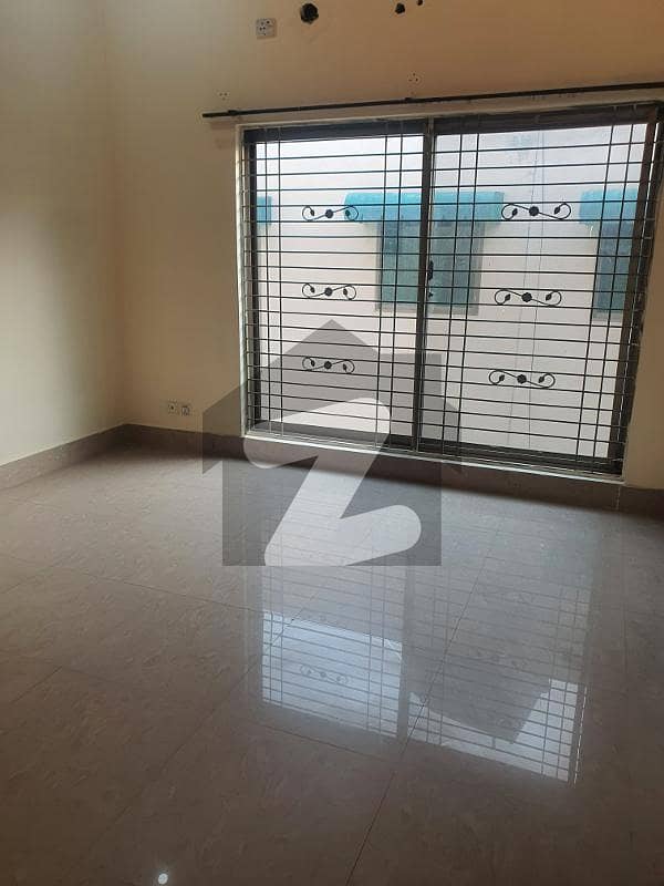 1 Kanal Modern Bungalow Upper Portion For Rent In DHA Phase 8