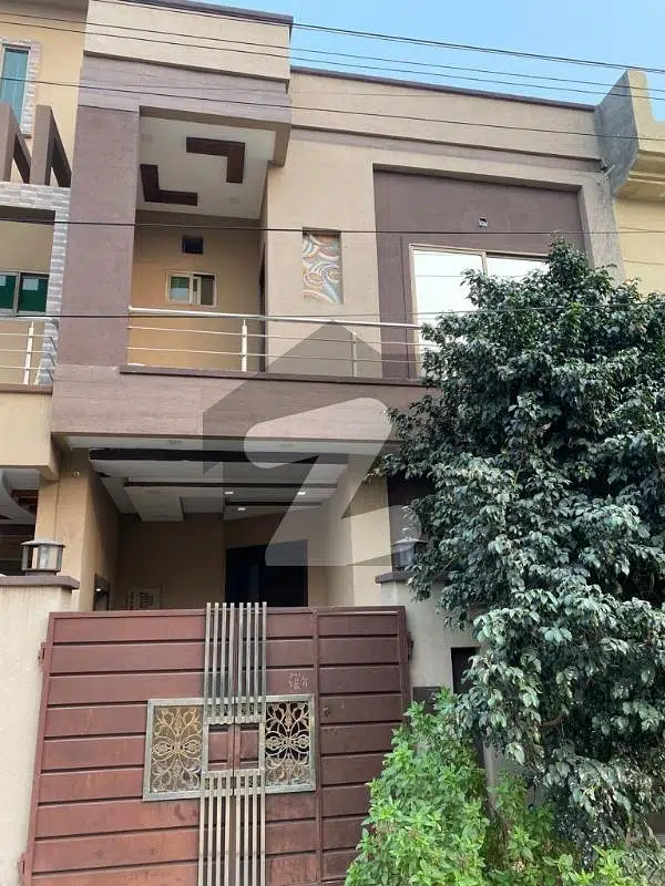 3.56 Marla House Available For Sale In Dream Avenue Lahore