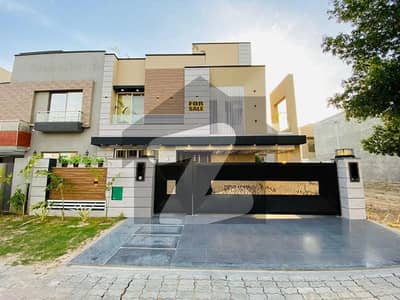 10 Marla New House For Sale In Sector E Bahria Town Lahore