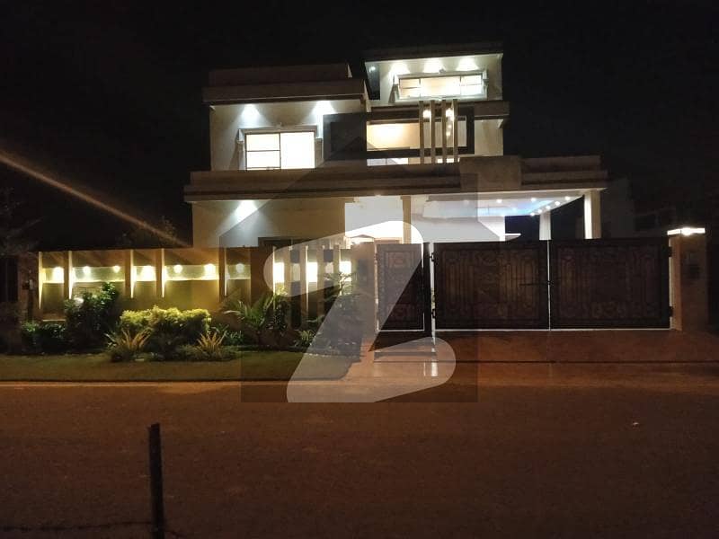 1 Kanal Slightly Use Double Unit Claccis Design Most Luxuries Bungalow For Sale In DHA Phase 8 Park View Lahore