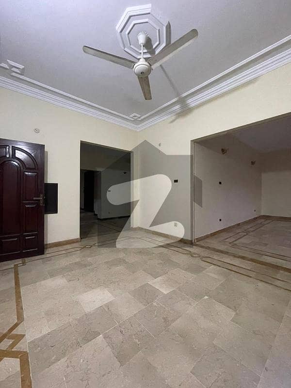 گلستانِِ جوہر ۔ بلاک 2 گلستانِ جوہر,کراچی میں 6 کمروں کا 16 مرلہ مکان 7.25 کروڑ میں برائے فروخت۔