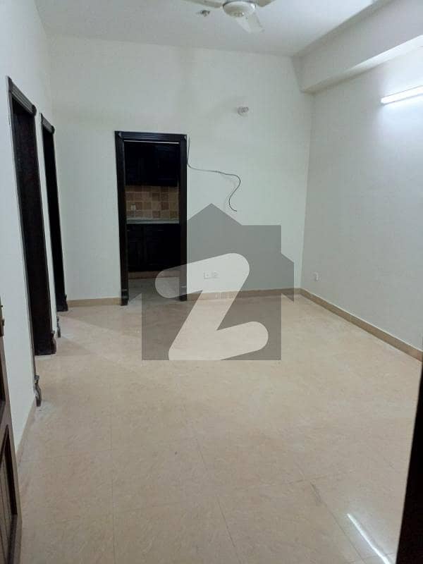 2 BED FLAT FOR RENT IN G-13 FOR OFFICE USE AND REHISH USE