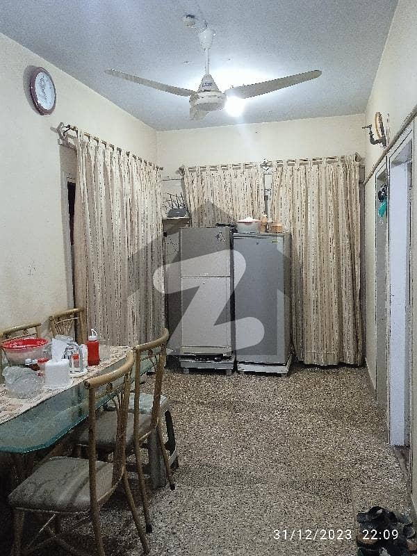 نارتھ کراچی - سیکٹر 11-C/1 نارتھ کراچی,کراچی میں 3 کمروں کا 5 مرلہ فلیٹ 1.15 کروڑ میں برائے فروخت۔