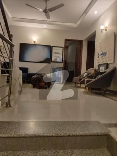 250 YARD TOWN HOUSE FOR SALE IN PECHS BLK2