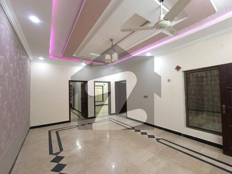 ڈی ۔ 17 اسلام آباد میں 5 کمروں کا 10 مرلہ مکان 90.0 ہزار میں کرایہ پر دستیاب ہے۔