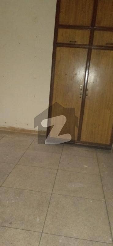 1125 Square Feet House In Central Allama Iqbal Town - Nizam Block For rent