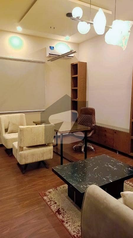 ڈی ایچ اے فیز 4 ڈی ایچ اے ڈیفینس,کراچی میں 5 کمروں کا 12 مرلہ مکان 7.0 کروڑ میں برائے فروخت۔