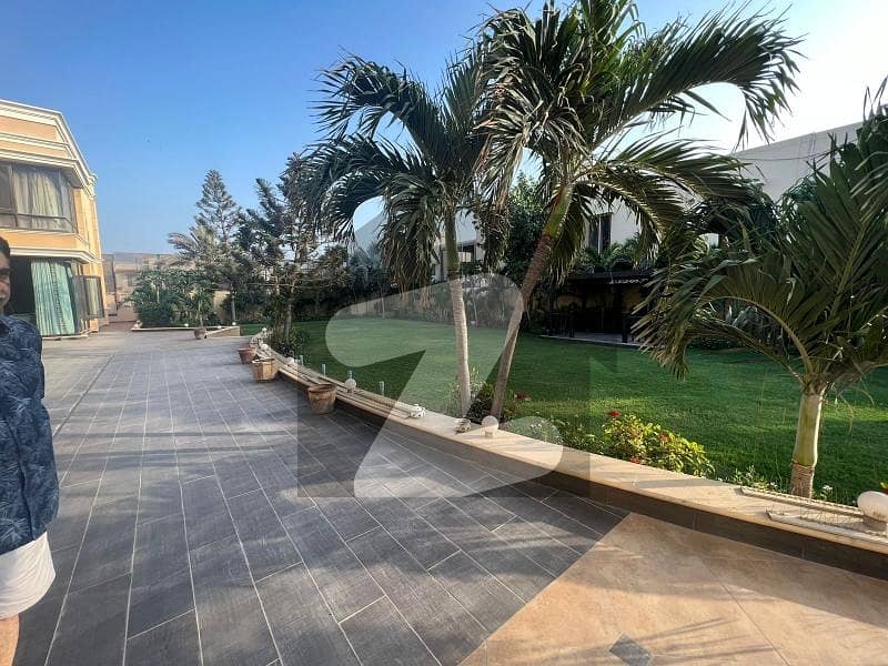 Beautiful 2000 yards property 1000 yards 2 unit house constructed with