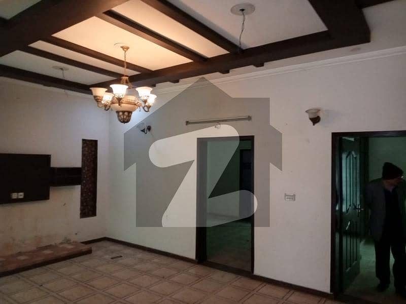 10 Marla Full House For Rent In Judicial Colony Phase 1