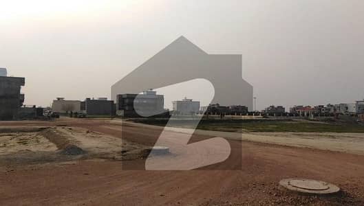 گرینڈ ایوینیوز ہاؤسنگ سکیم لاہور میں 5 مرلہ رہائشی پلاٹ 28.0 لاکھ میں برائے فروخت۔