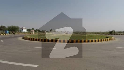 گرینڈ ایوینیوز ہاؤسنگ سکیم لاہور میں 5 مرلہ رہائشی پلاٹ 22.0 لاکھ میں برائے فروخت۔