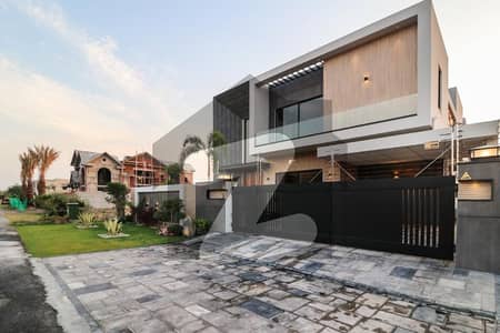 Modern Designed 1 Kanal Spectacular House For Sale In Dha Lahore