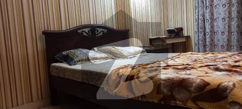 Fully Furnished Room Avalible
