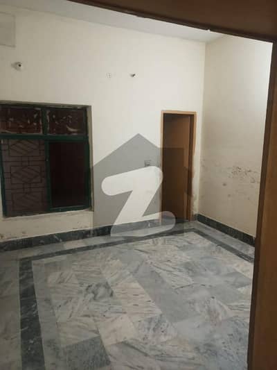 Lower Portion For rent Is Readily Available In Prime Location Of Nawaz Town
