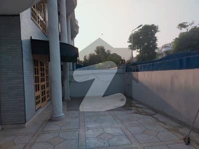 40x80 Double Storey Double Unit House Available For Rent In I-8/4 Islamabad