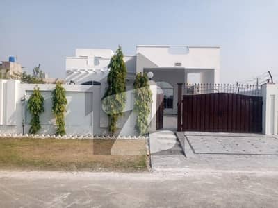Beautiful 1 Kanal single story house for rent in C1 block IEP town