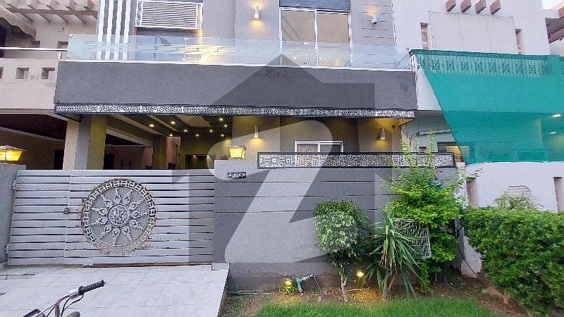 بینکرز کوآپریٹو ہاؤسنگ سوسائٹی لاہور میں 4 کمروں کا 5 مرلہ مکان 65.0 ہزار میں کرایہ پر دستیاب ہے۔