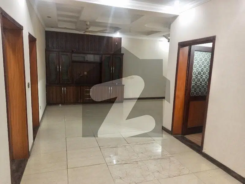 12 Marla Upper Portion Available For Rent