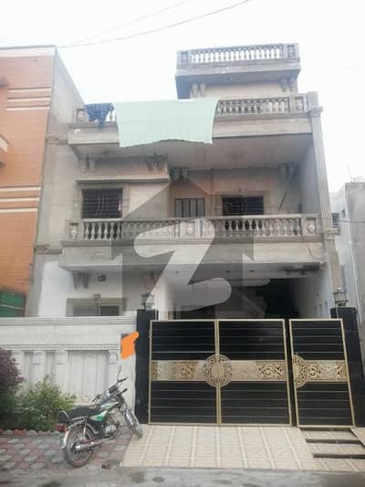 الرحمان گارڈن فیز 2 الرحمان گارڈن,لاہور میں 5 کمروں کا 5 مرلہ مکان 1.3 کروڑ میں برائے فروخت۔