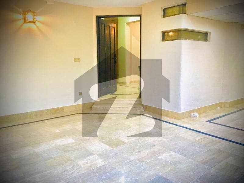 10 Marla Beautiful House For Sale Available In Valencia Town Lahore Pakistan