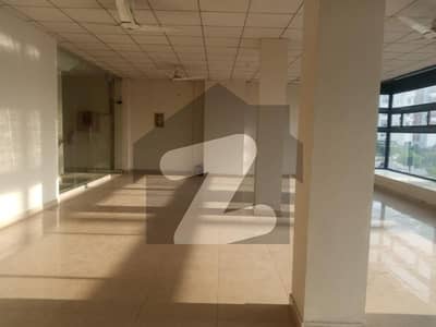 Office Space Available For Rent In Gulberg Greens Islamabad