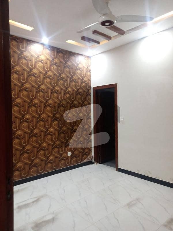 رینج روڈ راولپنڈی میں 2 کمروں کا 5 مرلہ زیریں پورشن 30.0 ہزار میں کرایہ پر دستیاب ہے۔