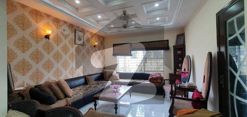 اسٹیٹ لائف ہاؤسنگ سوسائٹی لاہور میں 4 کمروں کا 10 مرلہ مکان 1.1 لاکھ میں کرایہ پر دستیاب ہے۔