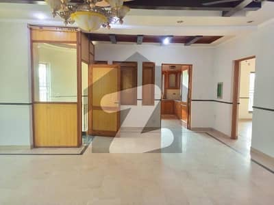 1 Kanal Owner Builders House For Sale In B Block Punjab Society